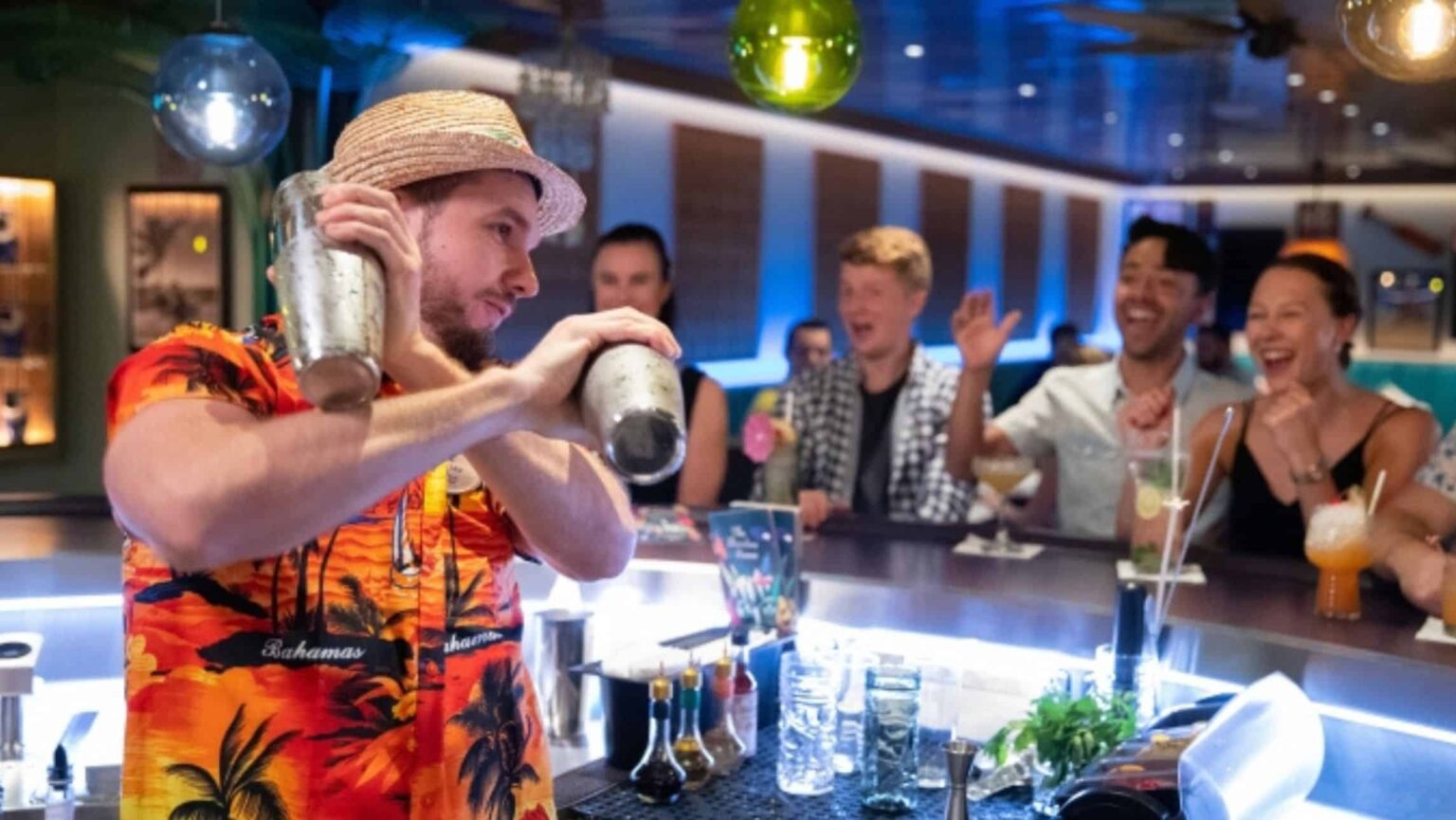 bartender kapal pesiar