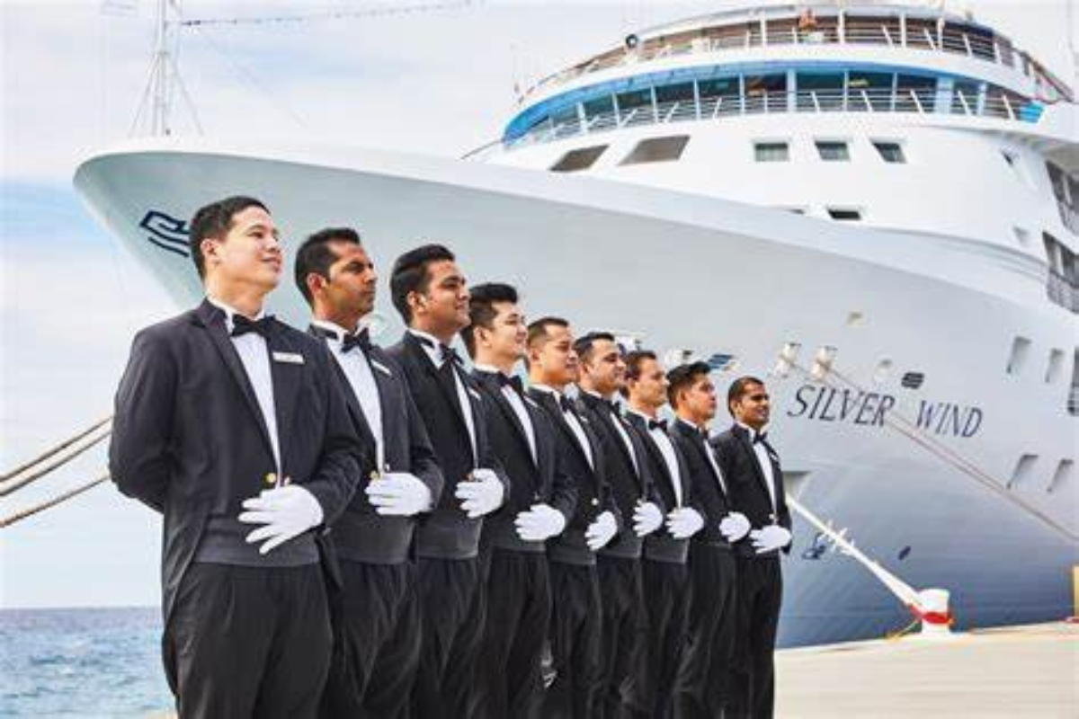 syarat kerja hospitality di kapal pesiar