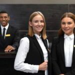 keuntungan kerja hospitality di Timur Tengah